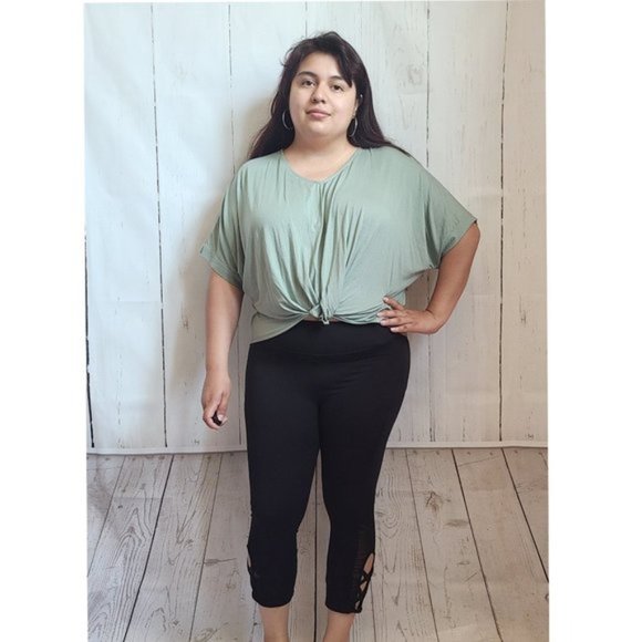 Crop Top w Front Tie Knot Made by Dreamer Blouse Short Sleeve New Summer Casual - Picture 2 of 2